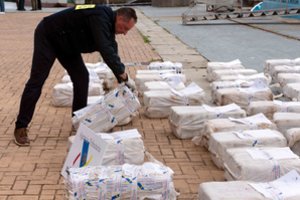 Ispanijoje sulaikytas povandeninis laivas gabeno 100 mln. eurų vertės kokainą