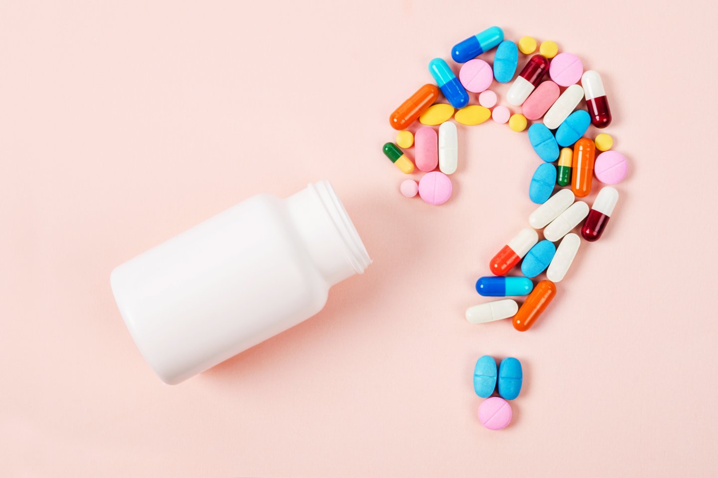  Vaistų ir vitaminų pirkimas internetu: kaip pažinti apgaulingas svetaines ir reklamas?<br> 123rf.com nuotr.