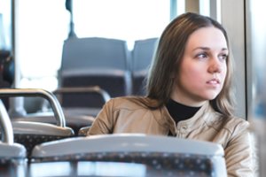 Po incidento troleibuse neįgali kaunietė pasibaisėjo kontrole