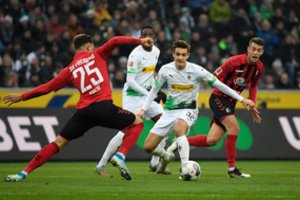 Vokietijos lygos lyderių poziciją susigrąžino Menchengladbacho komanda