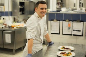 Šefas pasidalijo mėgstamo deserto su juoda duona receptu: paprasčiau nebūna