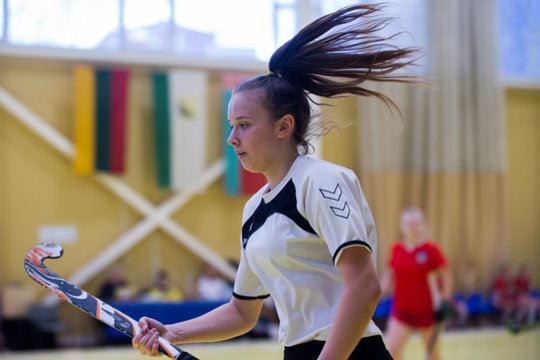 Tarptautinį moterų salės riedulio turnyrą Vilniuje laimėjo viešnios iš Baltarusijos.<br> A.Pliadžio nuotr.