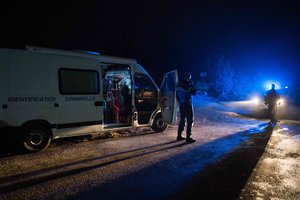 Tragedija Prancūzijoje: per gelbėjimo operaciją sudužo gelbėjimo sraigtasparnis, yra žuvusių