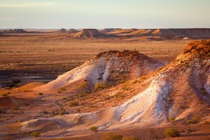 Rasta moteris, kuri dvi savaites klaidžiojo Australijos laukinėje gamtoje