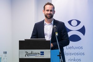 Šešėlinė ekonomika: apie penktadalis suvartojamo alkoholio ir cigarečių – nelegalūs 