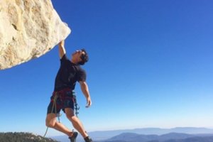 Atskleista daugiau detalių apie tragišką laipiojimo uolomis rekordininko žūtį