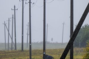  Lietuva savos elektros pasigamina 2 kartus mažiau nei Estija ir Latvija