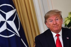 D. Trumpas užsimena apie naują nusiginklavimo sutartį su Rusija