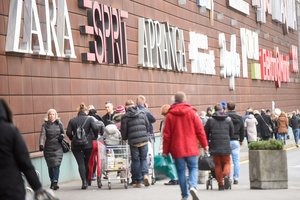 Per Kūčias „Akropoliai“ dirbs trumpiau, pirmą Kalėdų dieną – nedirbs