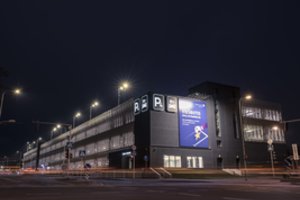 Vilniaus oro uoste atidaryta daugiafunkcė stovėjimo aikštelė