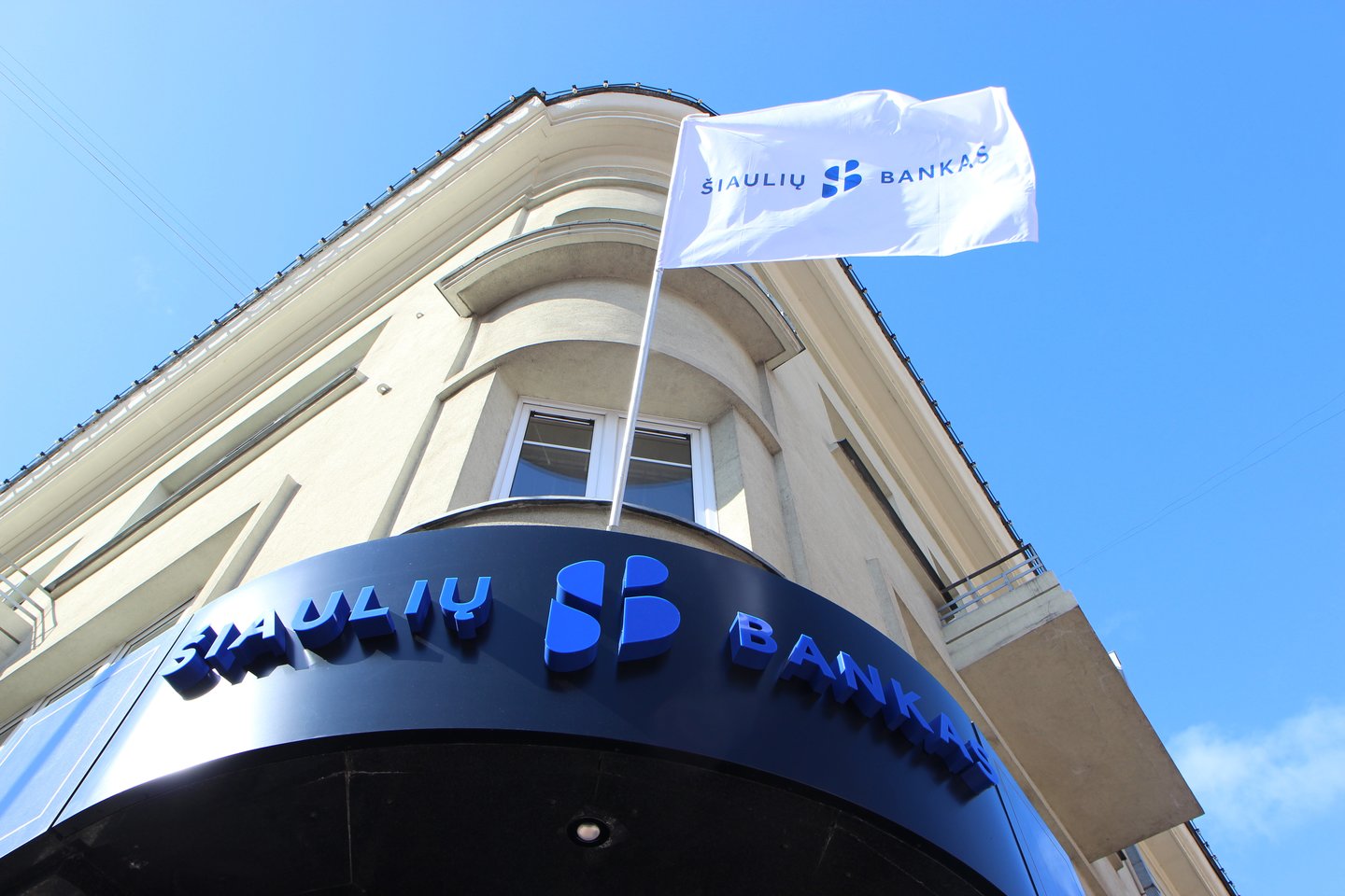 Šiaulių bankas, kaip viena iš trijų didžiausių kredito įstaigų Lietuvoje, buvo priskirtas reikšmingiems subjektams, kuriuos ECB prižiūri tiesiogiai.