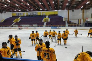 Pranašumo neišlaikiusi Lietuvos moterų ledo ritulio rinktinė krito prieš Bulgariją.