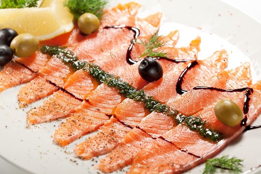 Lašišos karpačas: patiekalas, be kurio neapsieina nė viena šventė