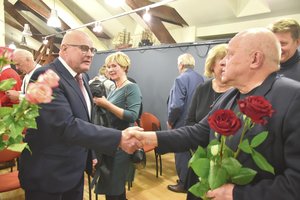 Dėl žmogžudystės kaltintas verslininkas G. Jacka kirto romane jį aprašiusiam V. Čepui 