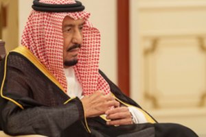 Saudo Arabijos karalius pasmerkė arabo stažuotuojo įvykdytas šaudynes Floridoje