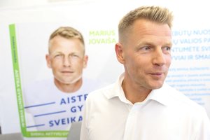 Opozicija: tautinio kostiumo konkurso sąlygos pritaikytos&nbsp;„valstiečio“ sūnui M. Jovaišai