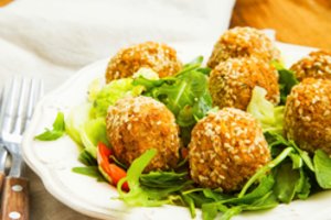 Avinžirnių kamuoliukai užkariauja pasaulį: ne tik skanu, bet ir sveika