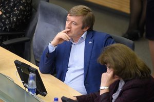 R. Karbauskio reakcija į smunkančius reitingus: „Mes nekreipiame dėmesio“