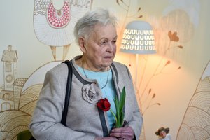 Vytautas V. Landsbergis pasidalino šmaikščia žinute apie mamą: ji pabėgo iš ligoninės dėl kilnaus tikslo