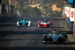 Automobilių sportas – „Mercedes-Benz“ terpė tyrimams ir eksperimentams