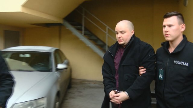 Kauno progimnazijos kieme lakstęs nuogalius suimtas trims mėnesiams 