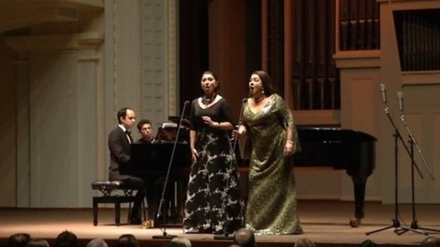 Išgirskite: lietuvė N. Kazlaus užbūrė dainomis su operos legendos M. Caballe dukra