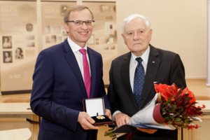 Kadenciją baigęs Lietuvos Prezidentas Valdas Adamkus pagerbtas už nuopelnus teismų sistemai