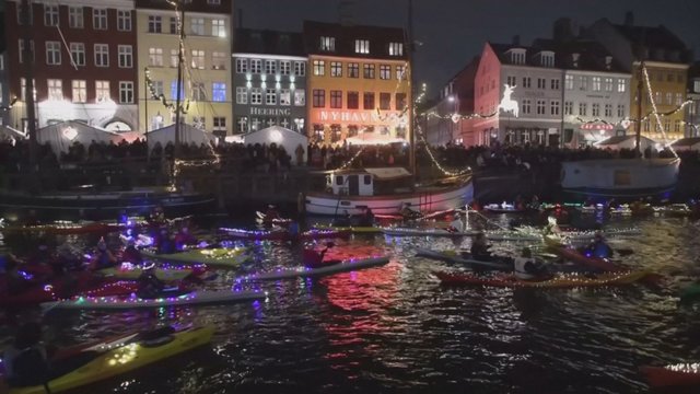 Kopenhaga ruošiasi šventiniam laikotarpiui – surengė įspūdingą šviesų festivalį
