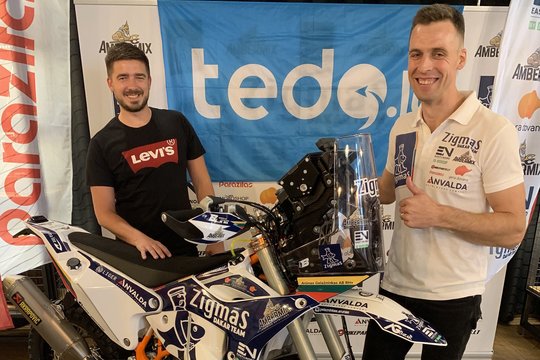 Trinktelėjo durimis – palikęs darbus Londone sugrįžo ir kibo į tėvo verslą  