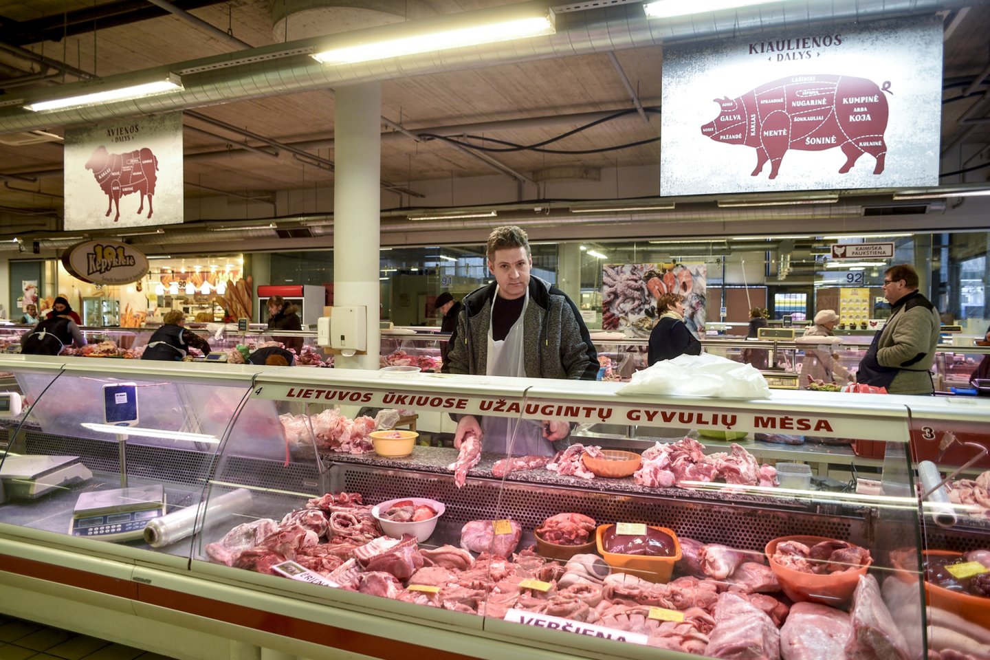 Ant švenčių stalo tieksite lietuvišką mėsą: štai ką turite žinoti.<br>V.Ščiavinsko nuotr.