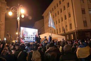 Kijeve per protestuotojų susirėmimus su policija nukentėjo du teisėsaugininkai