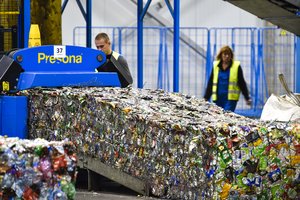 Lrytas.lt multimedija. Per trejus metus – švaresnė gamta ir 2 mlrd. perdirbtų butelių