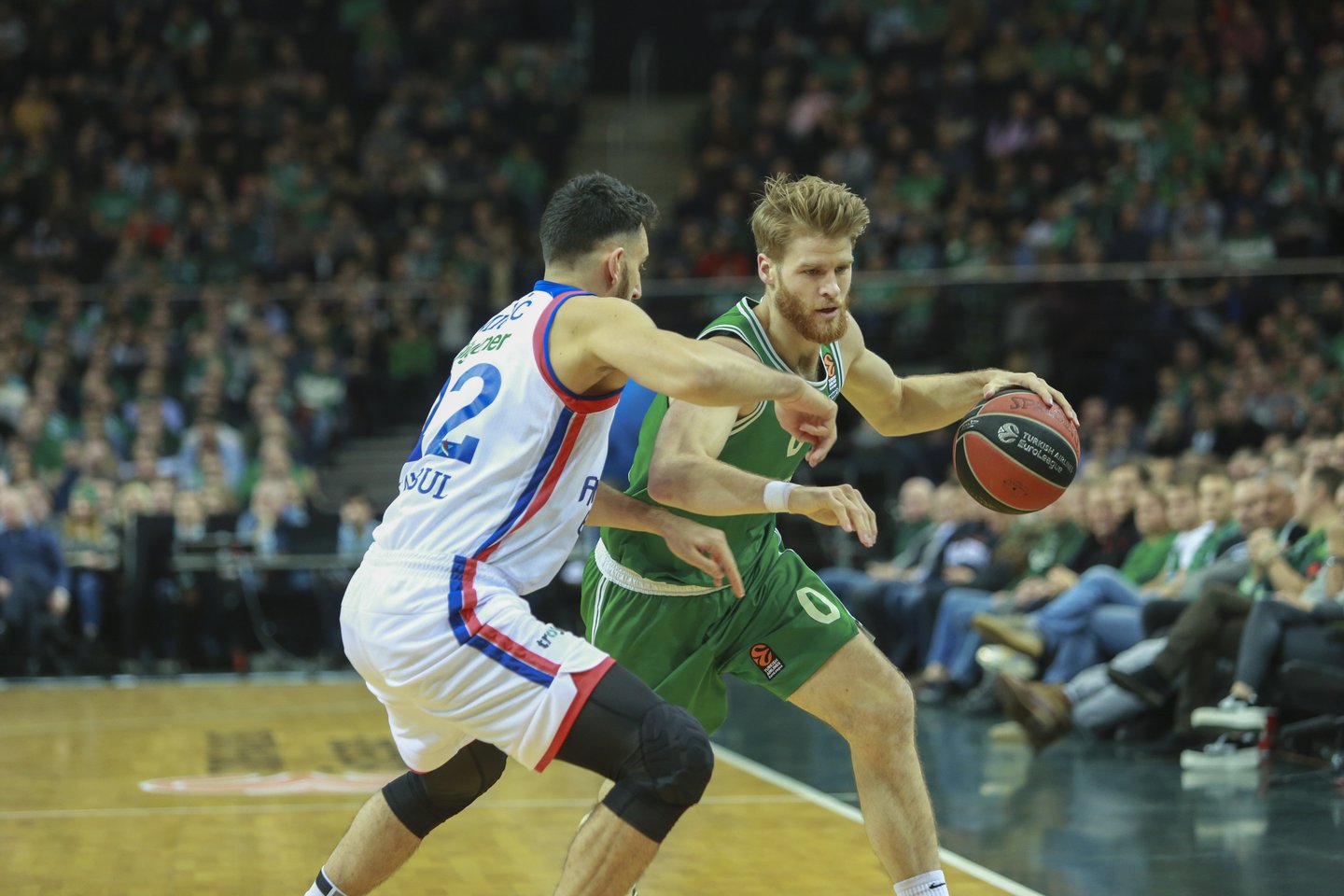 Kauno komanda namuose pralaimėjo Stambulo klubui.<br>G.Bitvinsko nuotr.