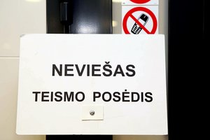 Nuo kitų metų vidurio teismuose turėtų atsirasti tarėjai