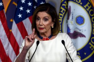N. Pelosi: D. Trumpas yra tęstinė grėsmė mūsų nacionaliniam saugumui