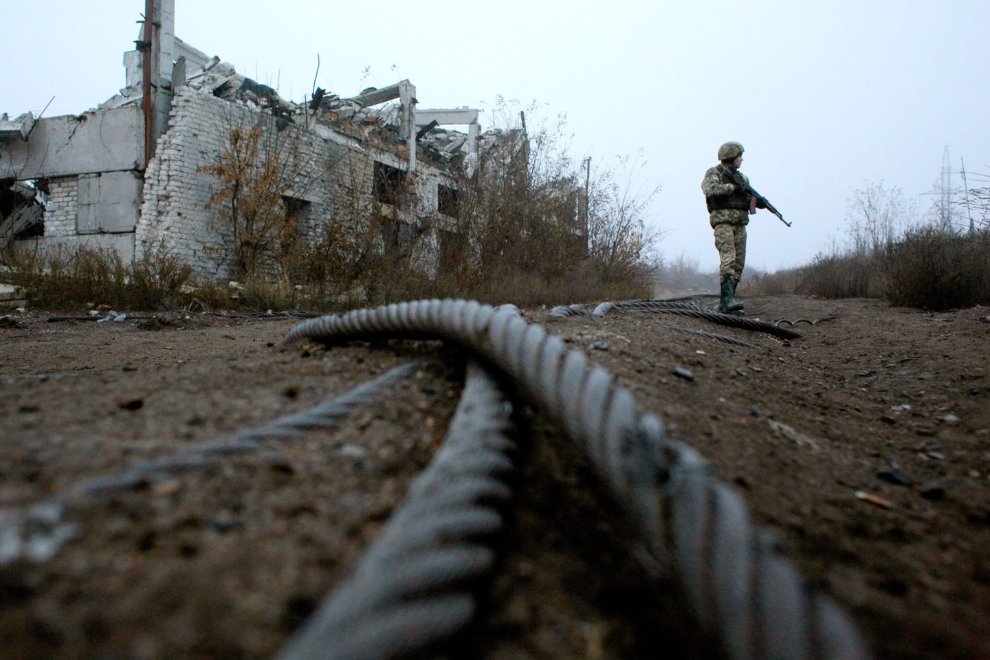  Rytų Ukrainos prorusiški separatistai trečiadienį skyrė 10,5 metų laisvės atėmimo bausmę Latvijos piliečiui.<br> AFP/„Scanpix" nuotr.