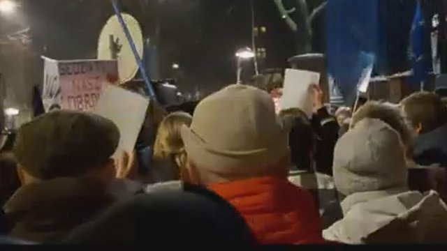 Lenkijos protestuotojai sukilo prieš teismų reformas