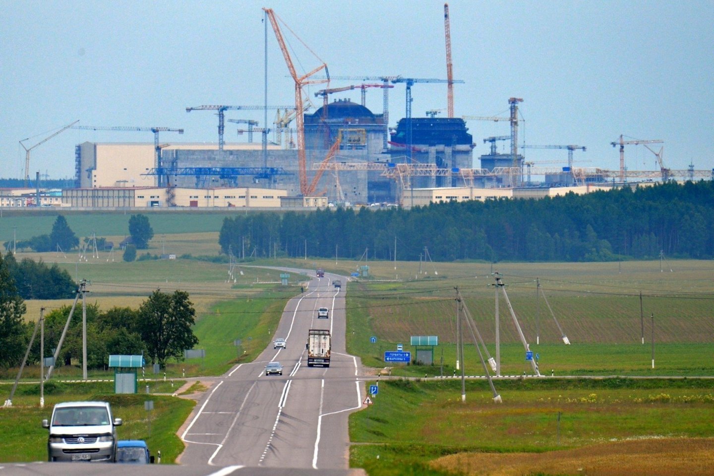 „Pagrindinė užduotis 2020 metams yra įjungti pirmąjį reaktorių ir jį integruoti į Baltarusijos energetikos sistemą bei visą ekonomiką“, – pabrėžė M. Michadiukas.<br>Sputnik/Scanpix nuotr.