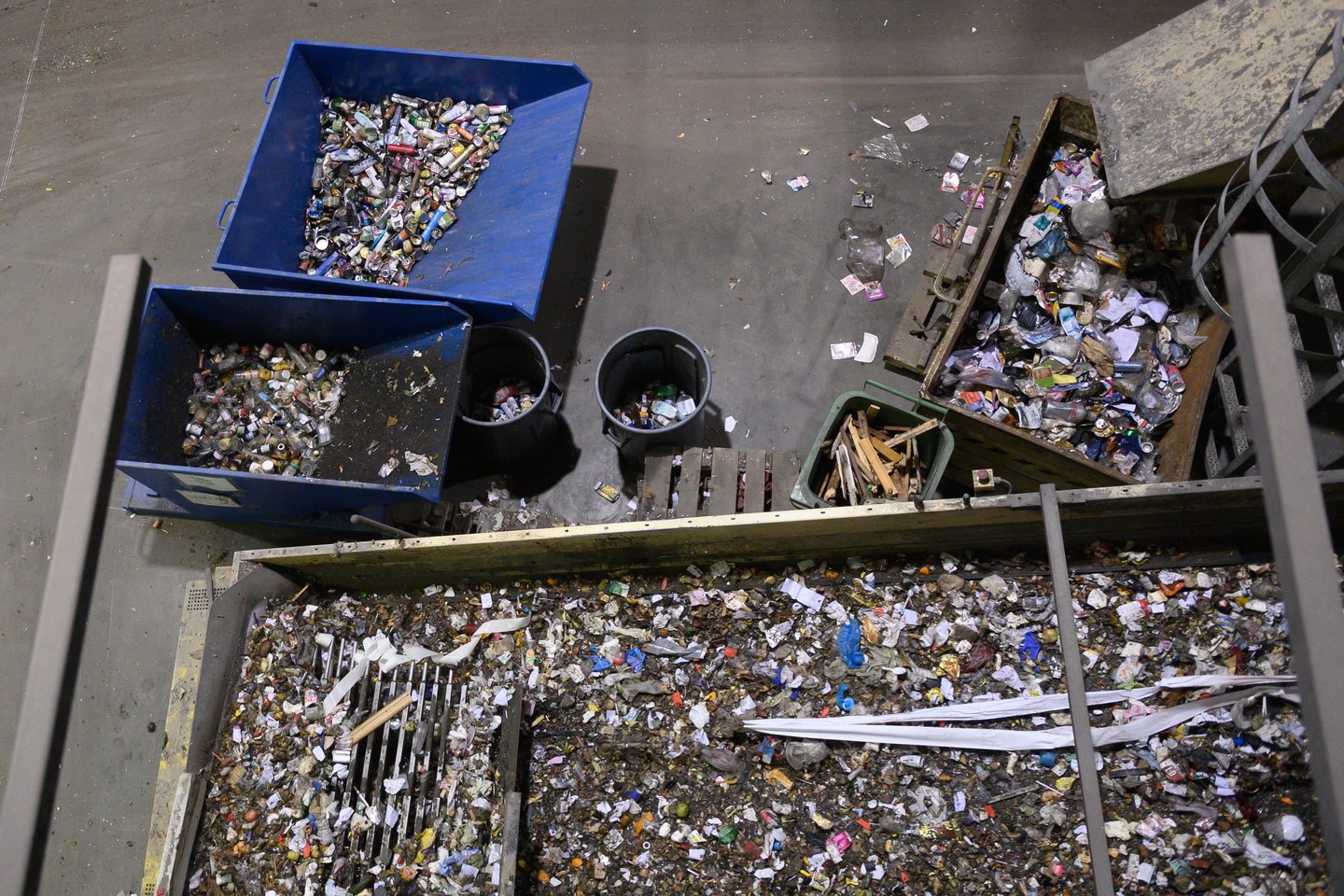 Visas ir MBA įrenginiuose surūšiuotas plastikas išgabenamas perdirbti.<br> V.Skaraičio nuotr. 