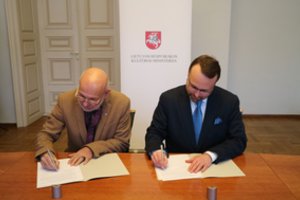 Ministras M. Kvietkauskas: „Ateinantys metai turėtų būti palankesni kultūros darbuotojams“