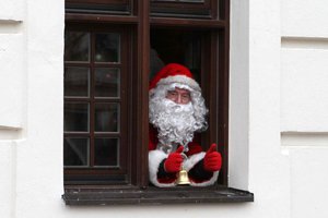 Kalėdinėms dovanoms mažiausiai išleisti linkę Latvijos gyventojai