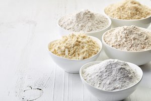 Gydytoja įvertino skirtingų miltų savybes: išskyrė naudingiausius