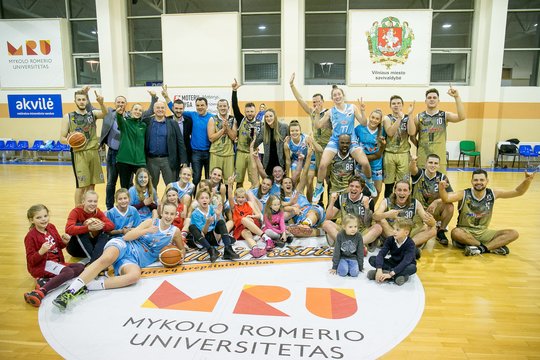 Ikikalėdinėse rungtynėse žymūs „Kažkur Matyti“ šalies vyrai nusileido „Kibirkšties“ merginoms 