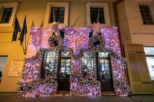 Įvertinkite: pačios šventiškiausios 2019-ųjų Vilniaus vitrinos