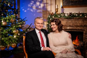 G. Nausėdos ir ponios D. Nausėdienės sveikinimas: „Pažvelkime į svetimą žmogų artimojo akimis“
