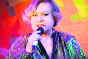 Iš viešumos dingusi estrados primadona Nijolė Ščiukaitė grįžo iš ligoninės: „Linkiu sau sveikatos“