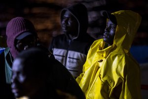 Per dvi Kalėdų dienas prie Ispanijos krantų išgelbėti 300 migrantų