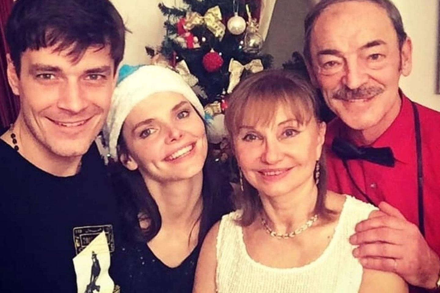 M. Bojarskis su šeima<br>Soc. tinklo nuotr.