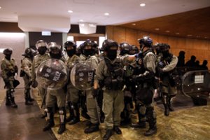 Honkonge kalėdiniu laikotarpiu per protestus sulaikyti 336 žmonės