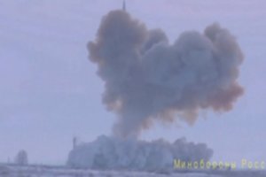 Rusijoje pradedamos eksploatuoti pirmosios hipergarsinės raketos „Avangard“